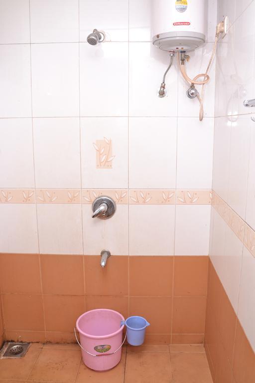Mayem Lakeview 호텔 Goa 외부 사진